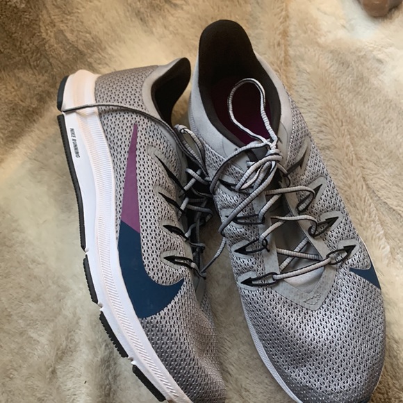 Nike Quest Running Shoes - Picture 4 of 7